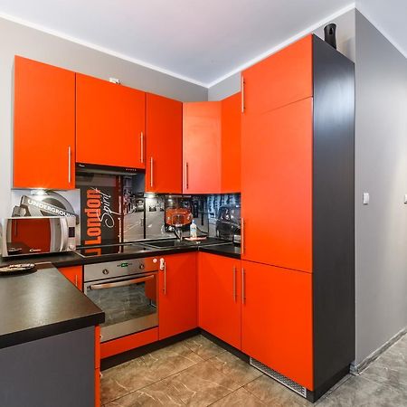 P&O Serviced Apartments Goclaw Warschau Buitenkant foto