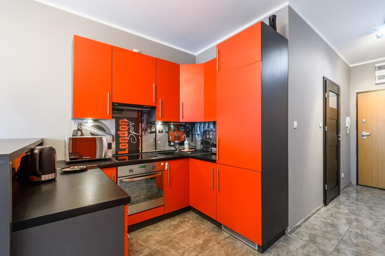 P&O Serviced Apartments Goclaw Warschau Buitenkant foto